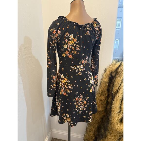 Women’s Black, Long, Sleeved, Soft Cotton Dress Floral Size Small - Picture 4 of 7